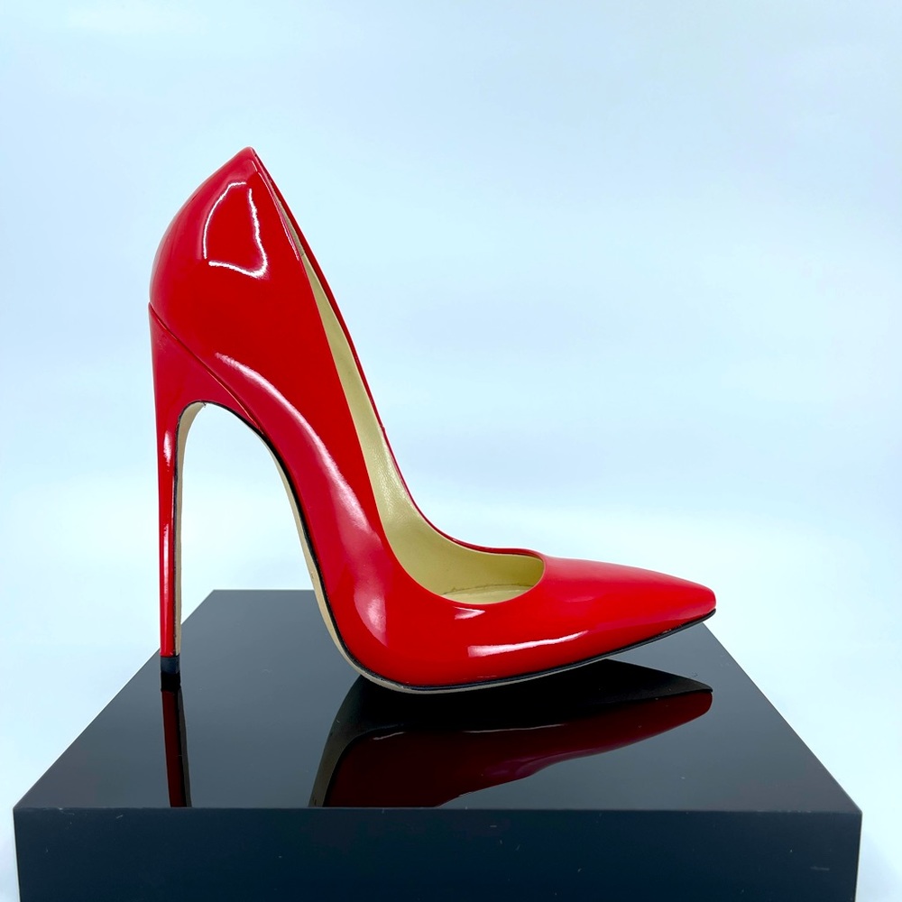 ICONIC & RARE FM 130mm Pumps